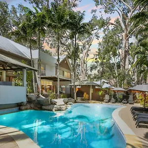 Apartahotel Paradise On The, Palm Cove